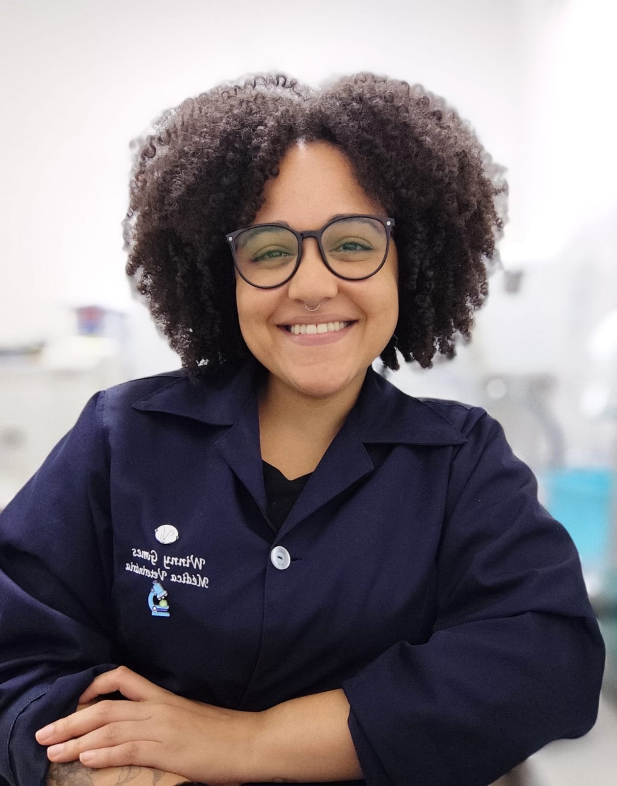 Profª MSc. Winny Gomes — Médica Veterinária especialista em Patologia Clínica